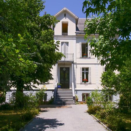 La Villa Ilixon Bagneres-de-Luchon Екстер'єр фото